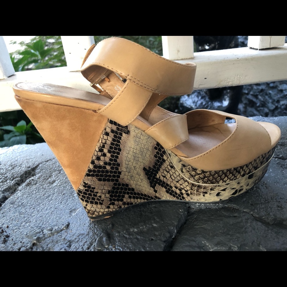 Women shoes